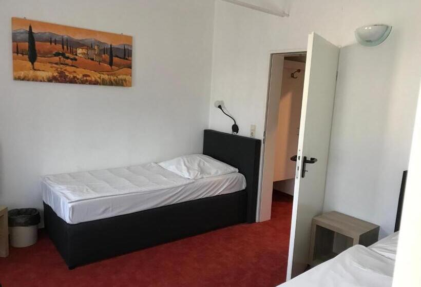 חדר סטנדרט, Zum Weinberg