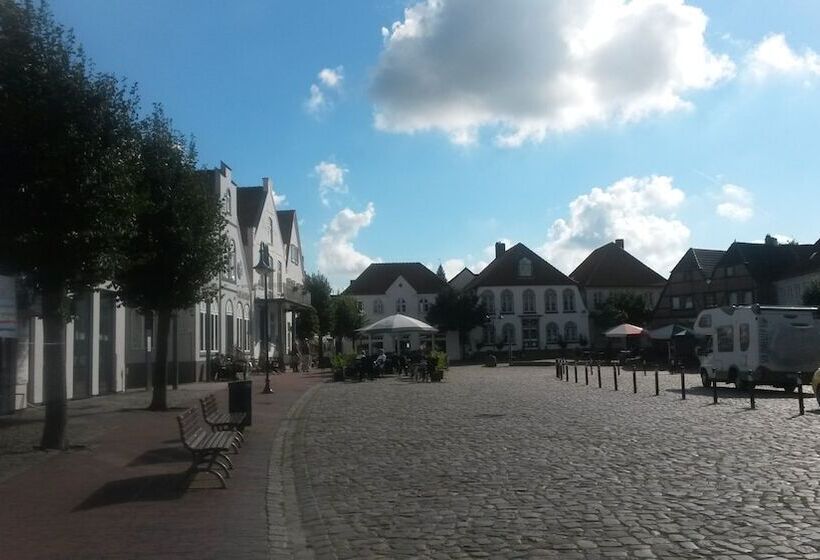 غرفة قياسية فردية, Zur Linde