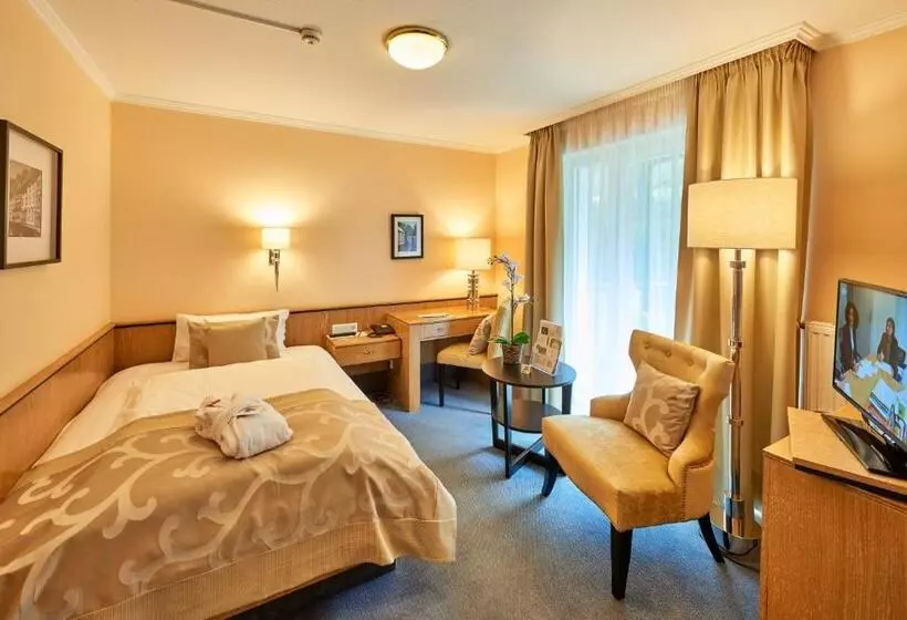 スタンダードシングルルーム, Landhotel Kallbach   4 Sterne Superior