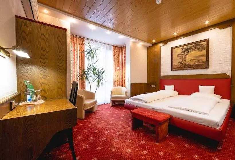 اتاق استاندارد, Aaaa Hotelwelt Kübler