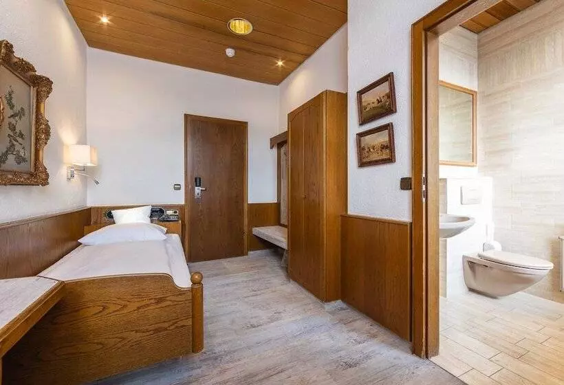 اتاق استاندارد یک نفره, Aaaa Hotelwelt Kübler
