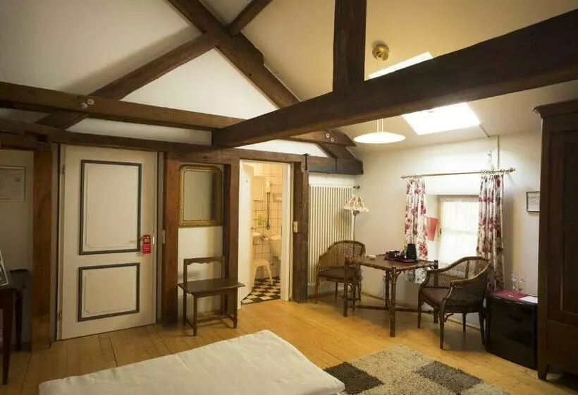 スタンダードルーム, Altes Pfarrhaus Beaumarais