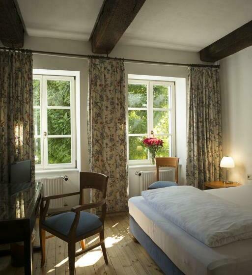 标准单人间, Altes Pfarrhaus Beaumarais
