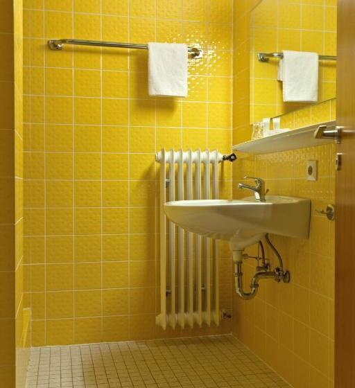 스탠다드 룸, Am Fang