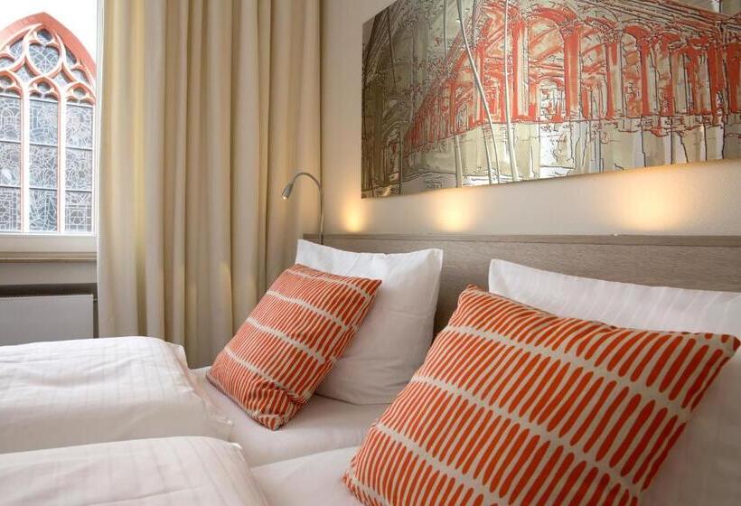 デラックスルーム, Am Markt