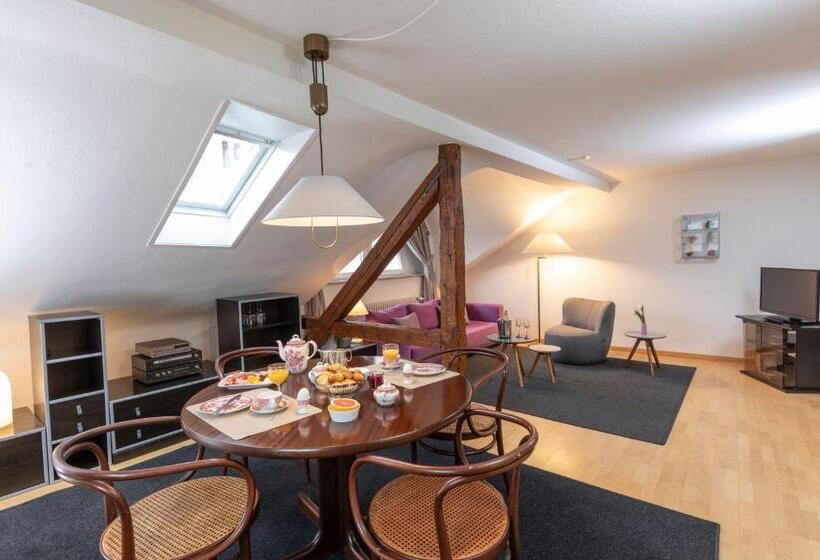 １ベッドルームアパートメント, Am Markt