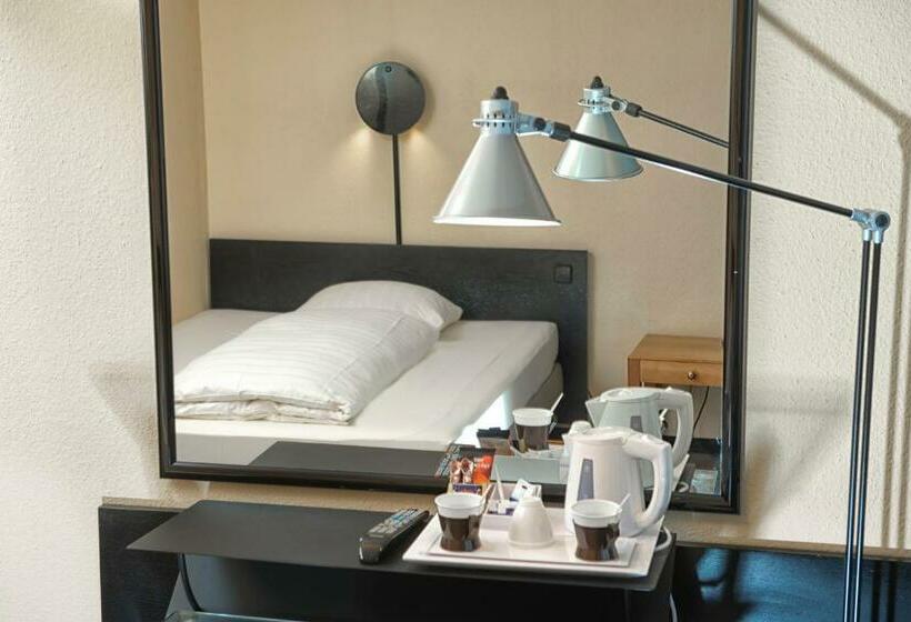 غرفة قياسية, Excelsior Ludwigshafen