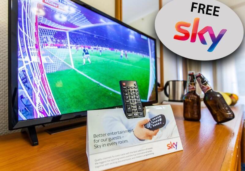 חדר סטנדרט לשלושה, Monopol  Central Station