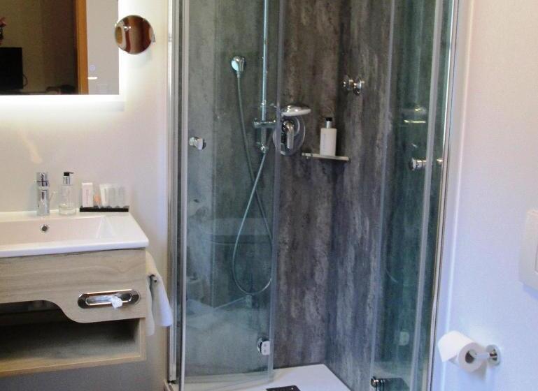 Номер Стандарт, & Restaurant Kaiser Superior