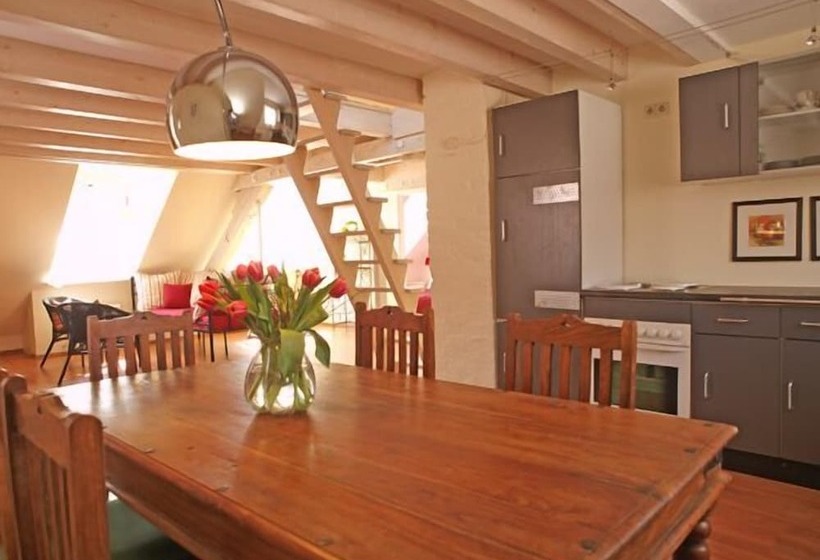 스위트, & Restaurant Sonne