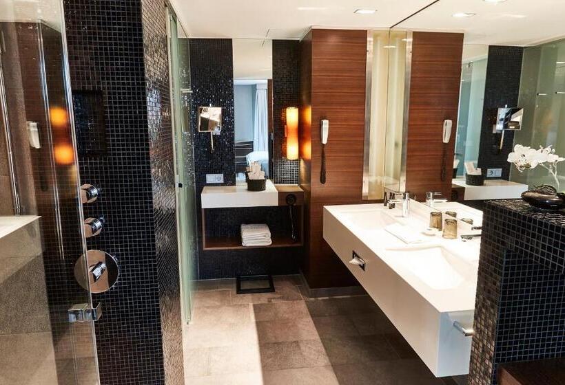 이그제큐티브 룸, Steigenberger Airport Hotel Frankfurt