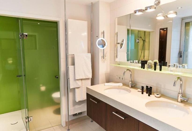 패밀리 룸, Steigenberger Airport Hotel Frankfurt