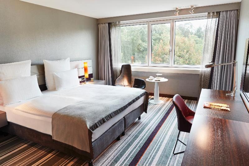 스탠다드 룸, Steigenberger Airport Hotel Frankfurt