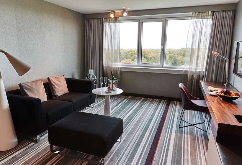 주니어 스위트, Steigenberger Airport Hotel Frankfurt