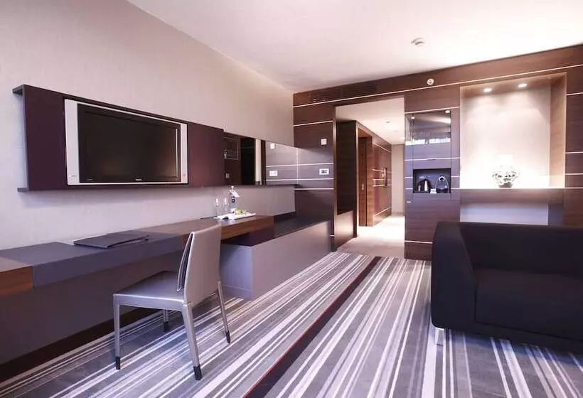 سوییت اجرایی, Steigenberger Airport Hotel Frankfurt