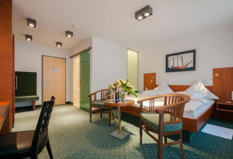 발코니 디럭스 룸, Unger