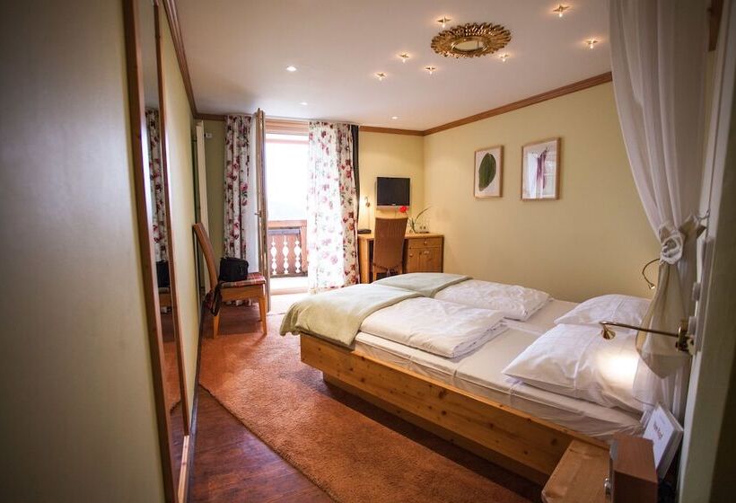 バルコニー付きスタンダードルーム, Adler Barental