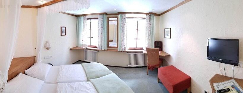 スタンダードシングルルーム, Adler Barental