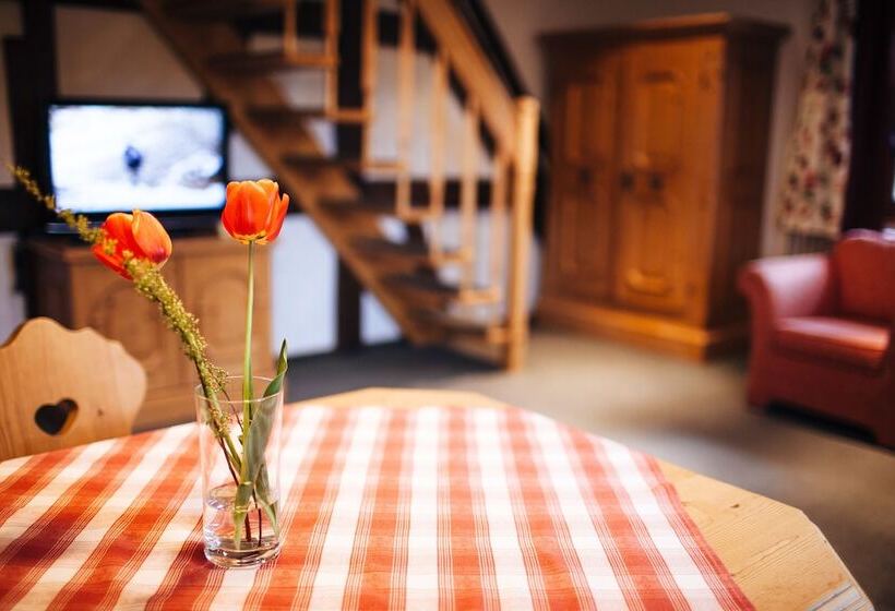 ファミリールーム, Adler Barental