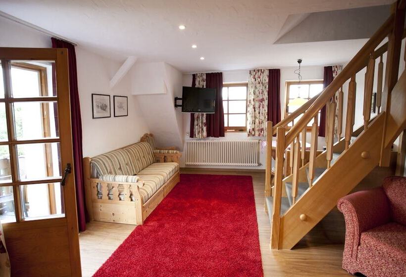 ファミリールーム, Adler Barental