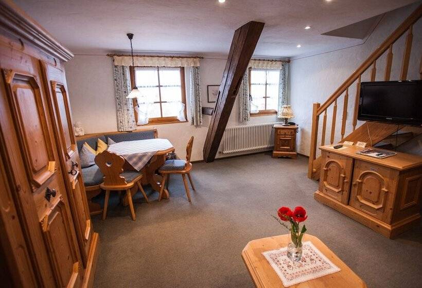 ファミリールーム, Adler Barental