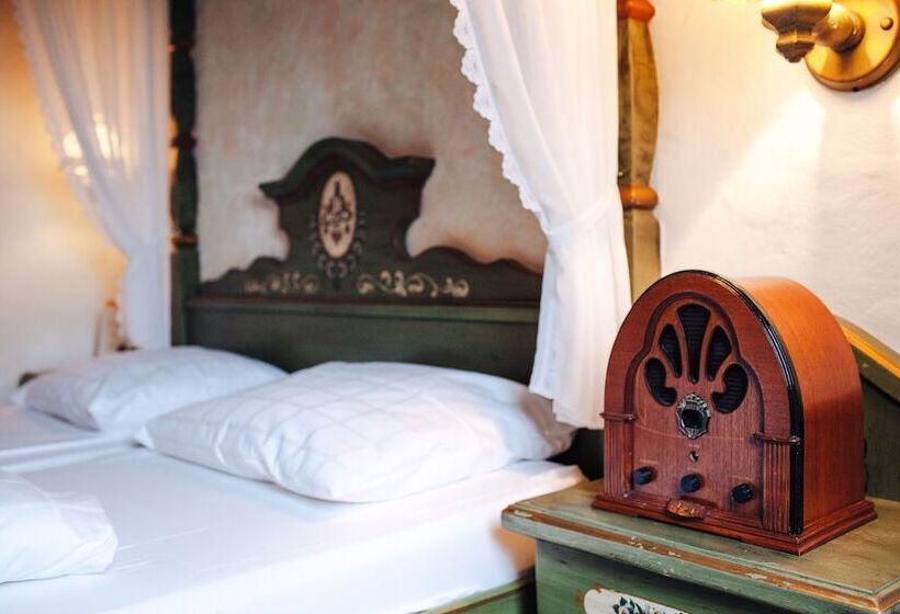 ファミリールーム, Adler Barental