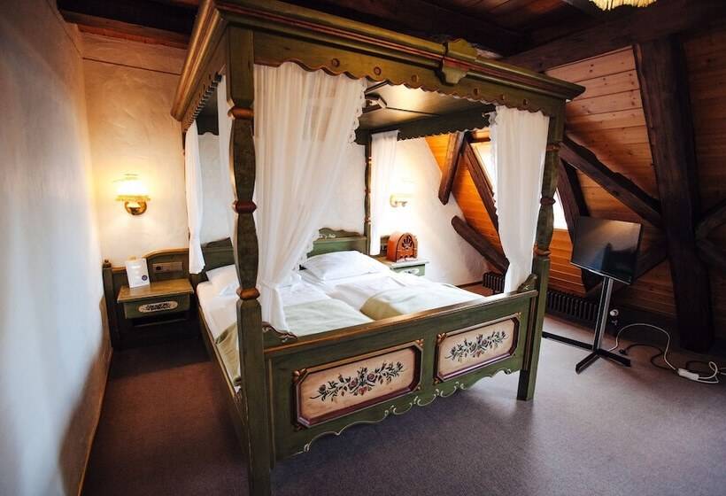 ファミリールーム, Adler Barental