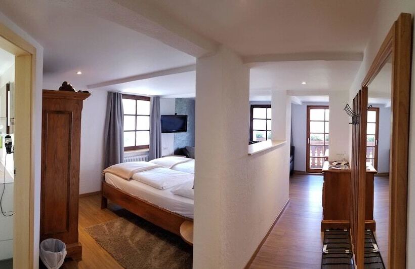 １ベッドルームアパートメント, Adler Barental