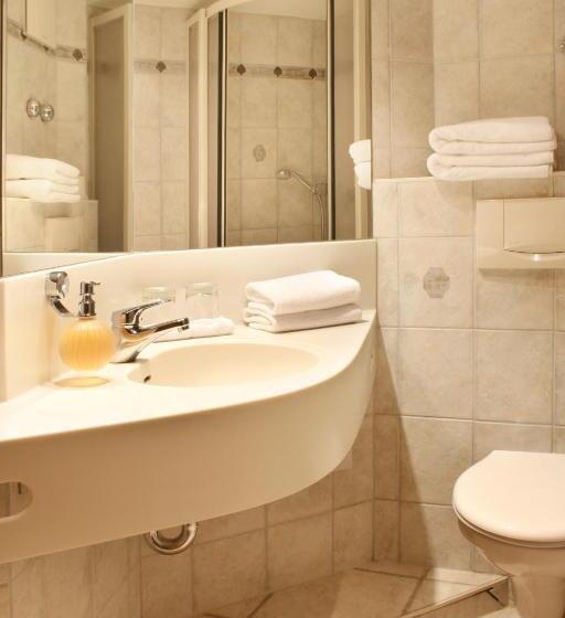 バルコニー付きスタンダードルーム, Adler Barental