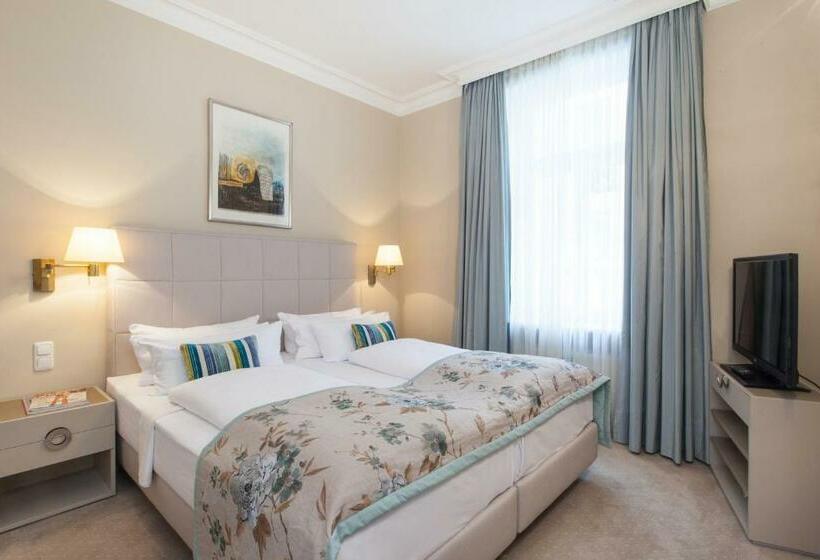 آپارتمان 1 خوابه, An Der Oper