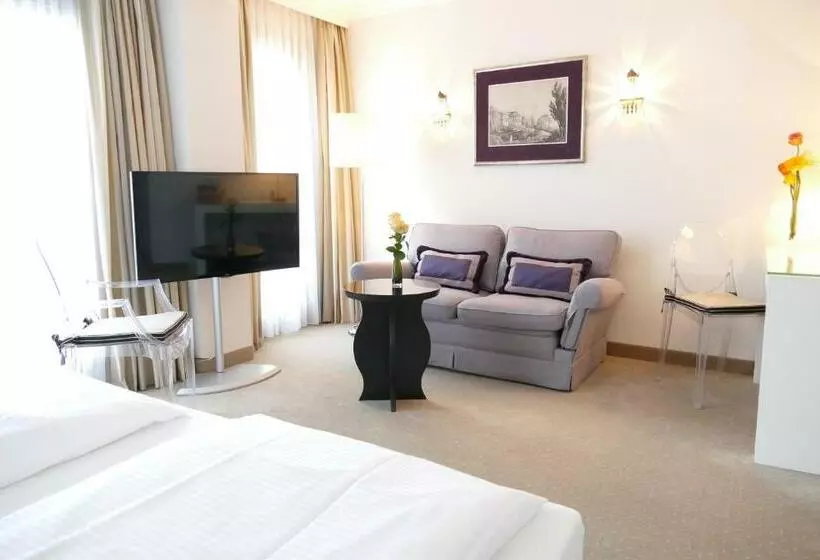 Junior Suite, An Der Oper