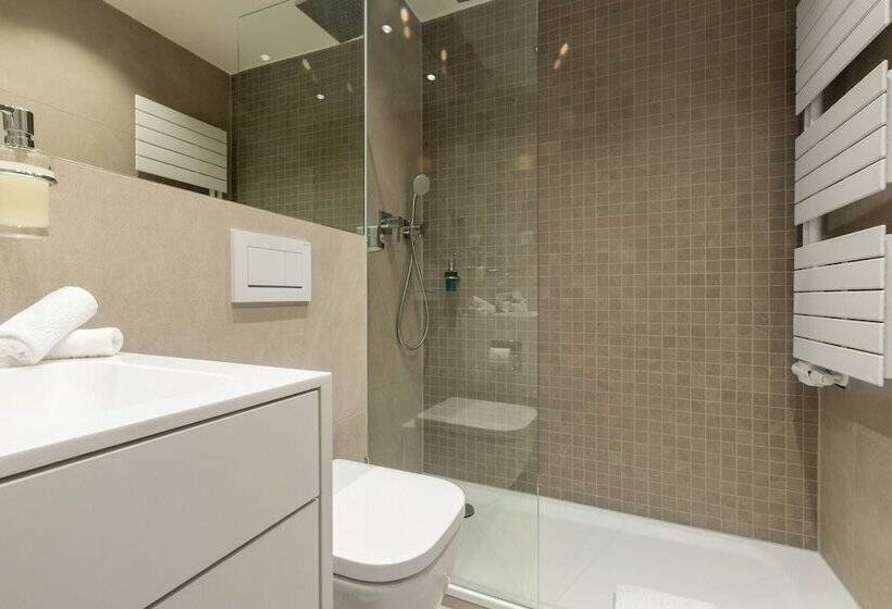 سوییت جونیور, An Der Oper