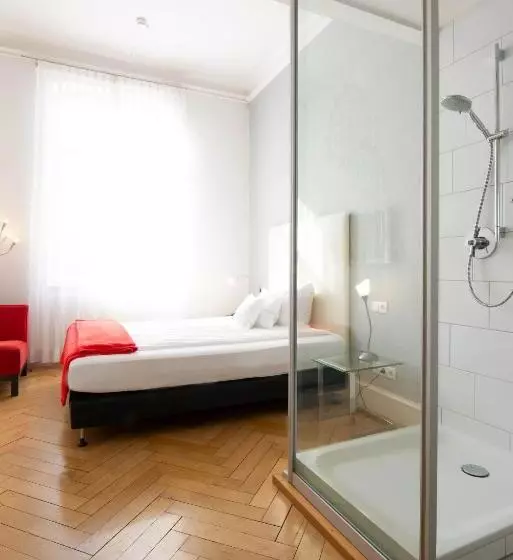 Deluxe Yhden Hengen Huone, Bamberger Hof Bellevue
