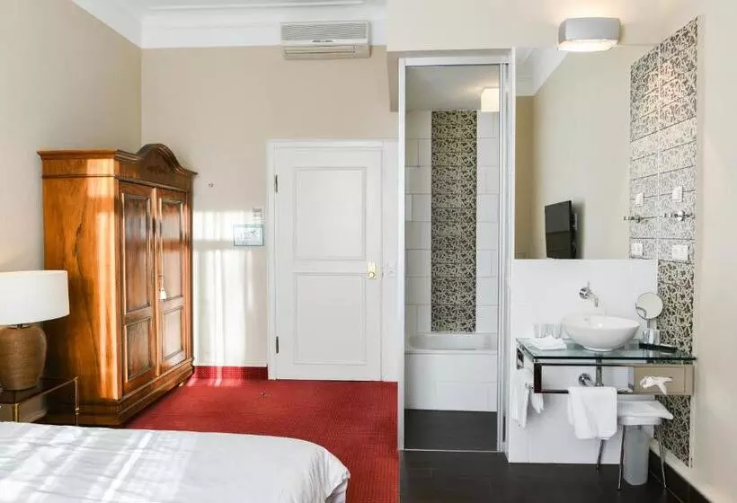 Deluxe Yhden Hengen Huone, Bamberger Hof Bellevue