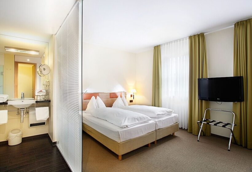 Номер Superior, Am Jakobsmarkt