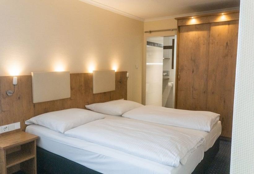 اتاق استاندارد, Daniel