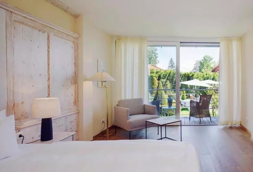Standard-huone Järvinäkymä, Haus Am See