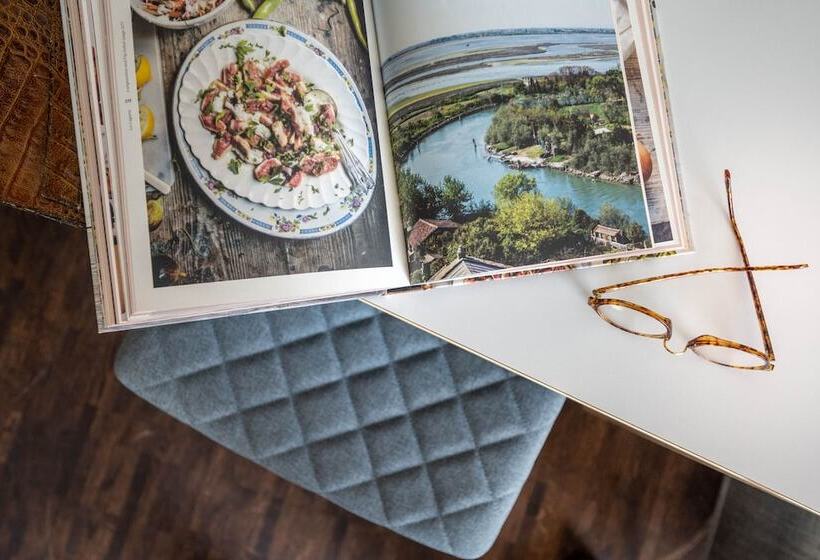 اتاق عادی, Maier