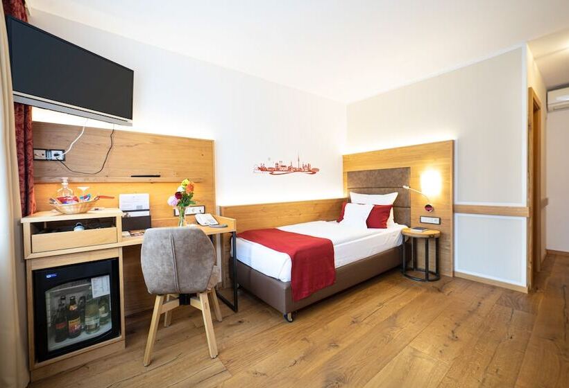 Номер Стандарт Индивидуальный, Park Hotel Laim