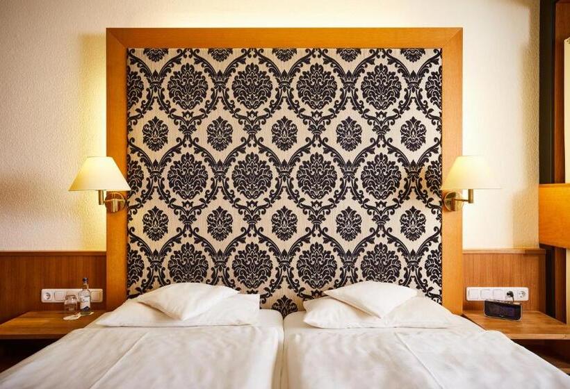 이코노미 룸, Prinz Luitpold Bad