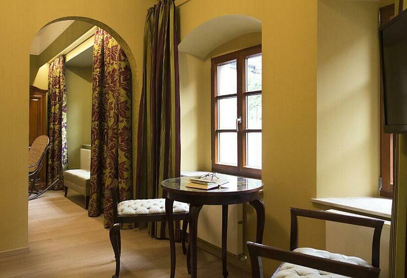 جناح جونيور, Reichskuchenmeister