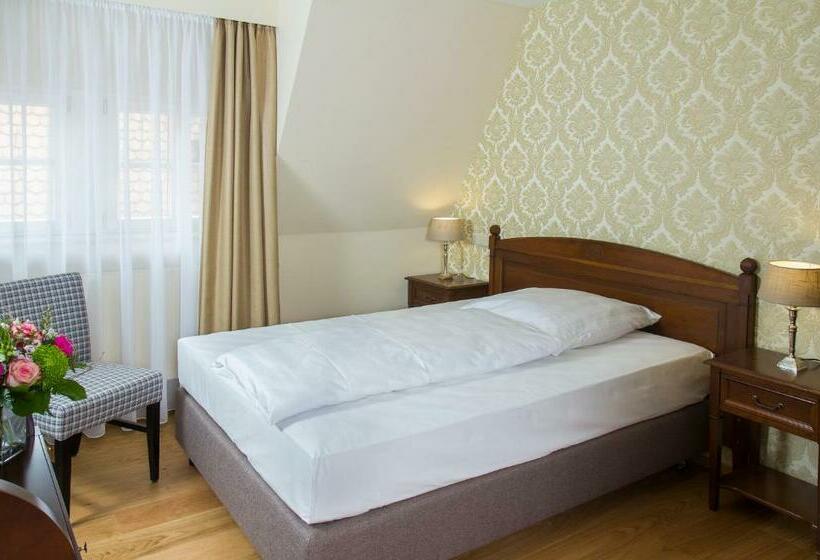 غرفة قياسية, Reichskuchenmeister