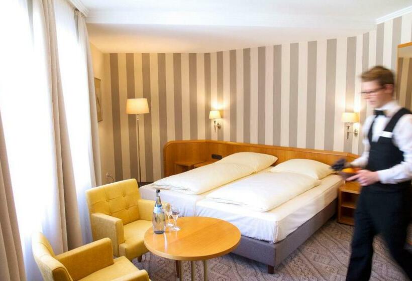 غرفة قياسية, Reichskuchenmeister