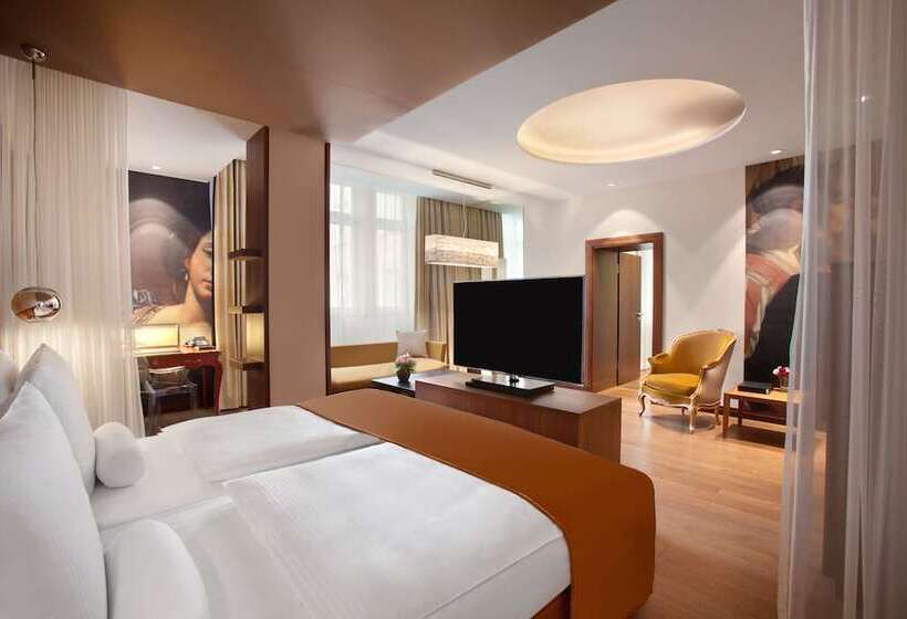 سوییت جونیور, Vier Jahreszeiten Kempinski München