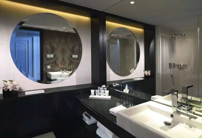 Superior-huone, Vier Jahreszeiten Kempinski München