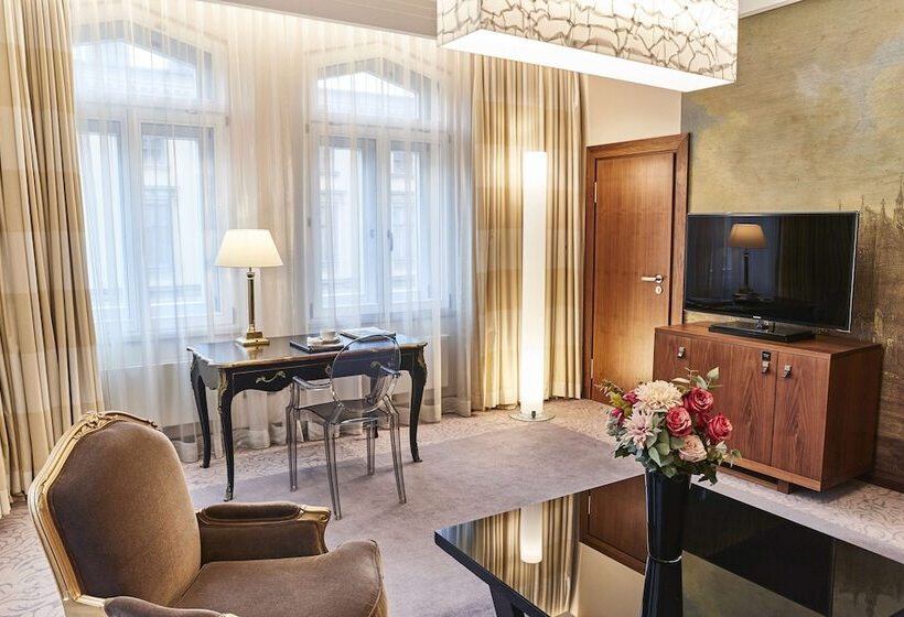 سوییت سوپریور, Vier Jahreszeiten Kempinski München