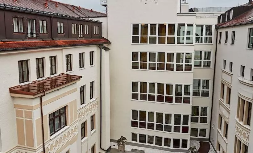 Superior Yhden Hengen Huone, Vier Jahreszeiten Kempinski München