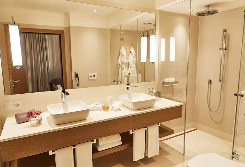 Deluxe-juniorsviitti, Vier Jahreszeiten Kempinski München