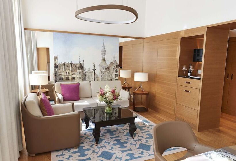 Полулюкс Повышенной Комфортности, Vier Jahreszeiten Kempinski München