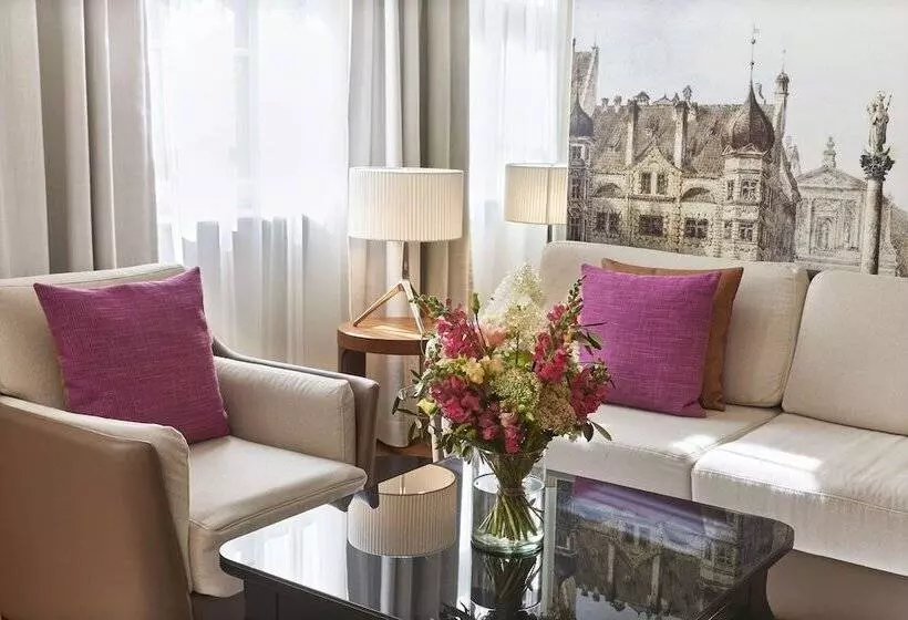 Deluxe-juniorsviitti, Vier Jahreszeiten Kempinski München